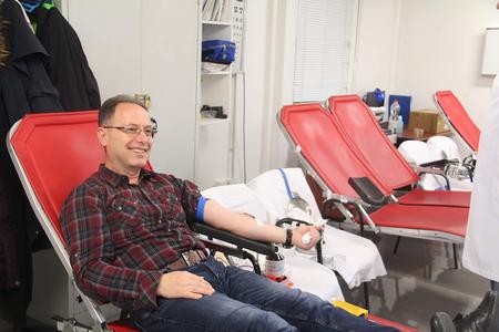 EULEX blood donation campaign - A simple act can create smiles