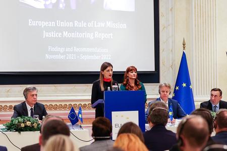 Ohrabrujući razvoji u isporučivanju pravde, ali još mnogo toga ostaje da se uradi. EULEX predstavio Izveštaj o nadgledanju pravosuđa sa nalazima i preporukama kosovskim vlastima