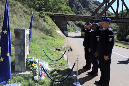 3. EULEX and Kosovo Police Pay Tribute to the Memory of Audrius Šenavicius, who Lost his Life in the Line of Duty