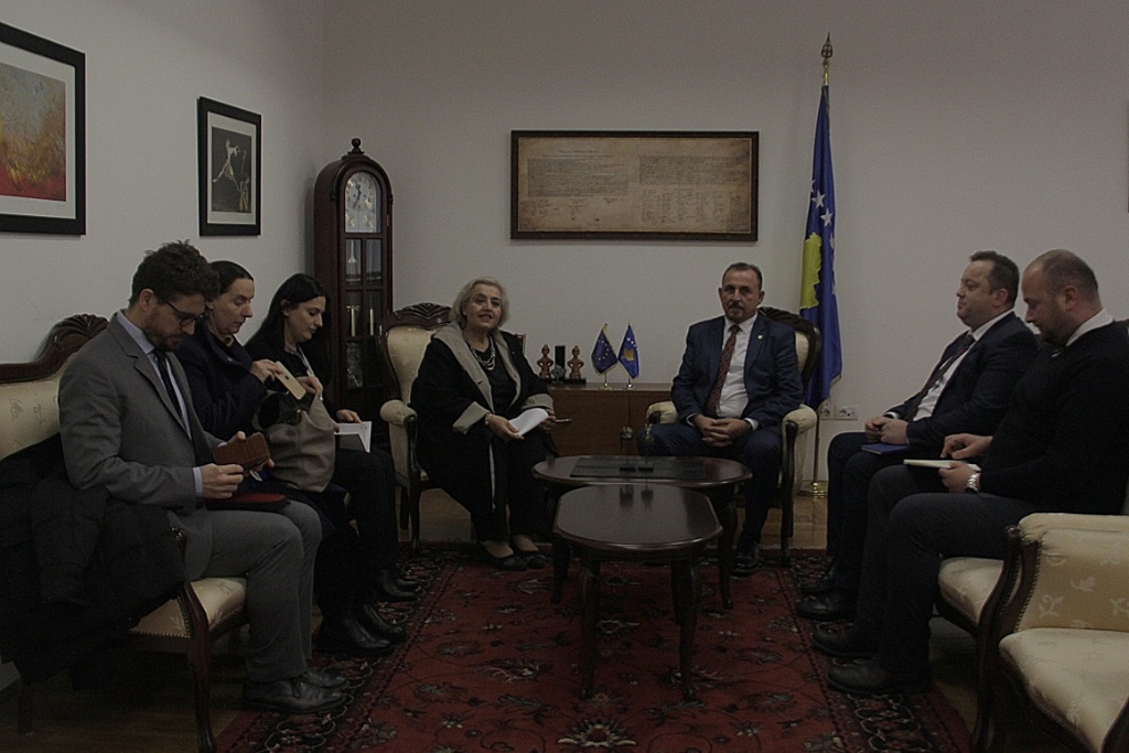 Head of EULEX Meets Minister of Internal Affairs