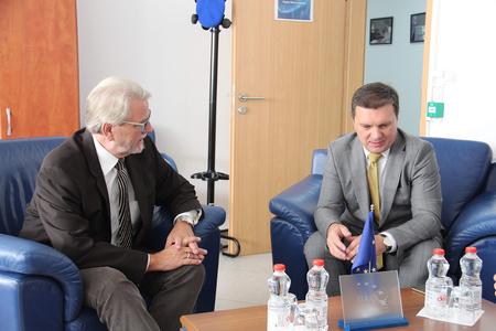 4. Outgoing Acting Head of EULEX holds series of farewell meetings 