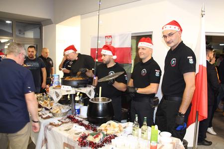 13. EULEX hosted its traditional charity event to raise funds for the Kosovo Red Cross