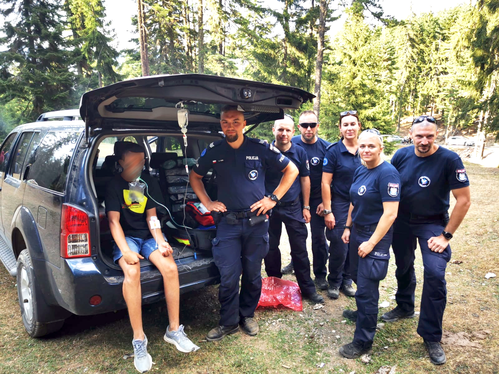 EULEX Formed Police Unit to the rescue of a young drowning man