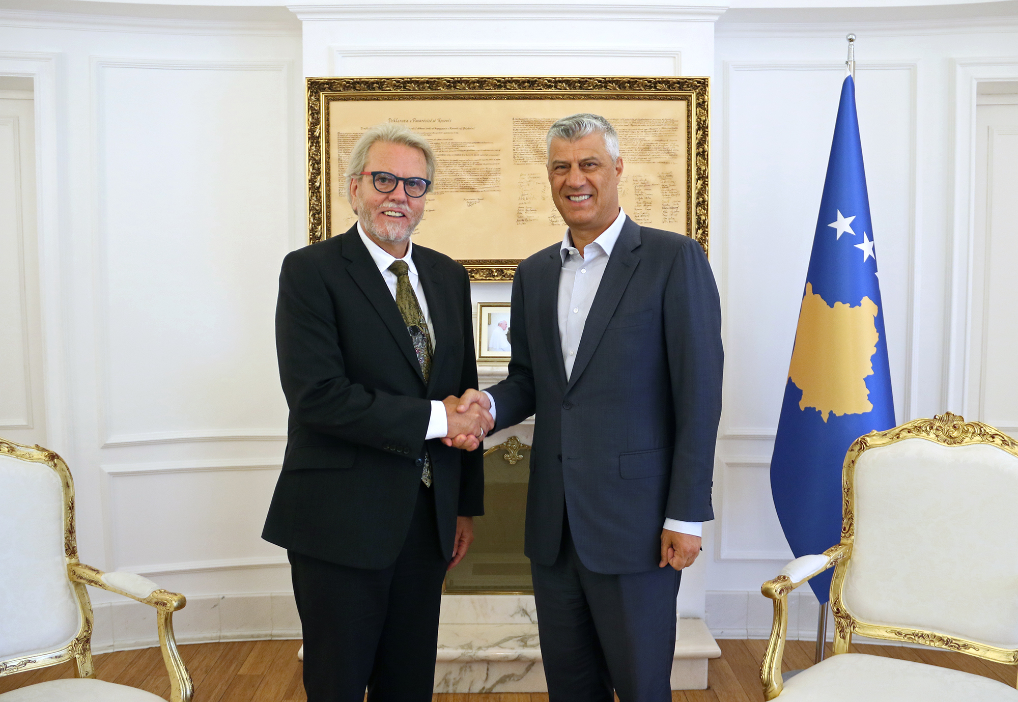 Acting Head of Mission, Bernd Thran holds introductory meeting with President of Kosovo, Hashim Thaçi