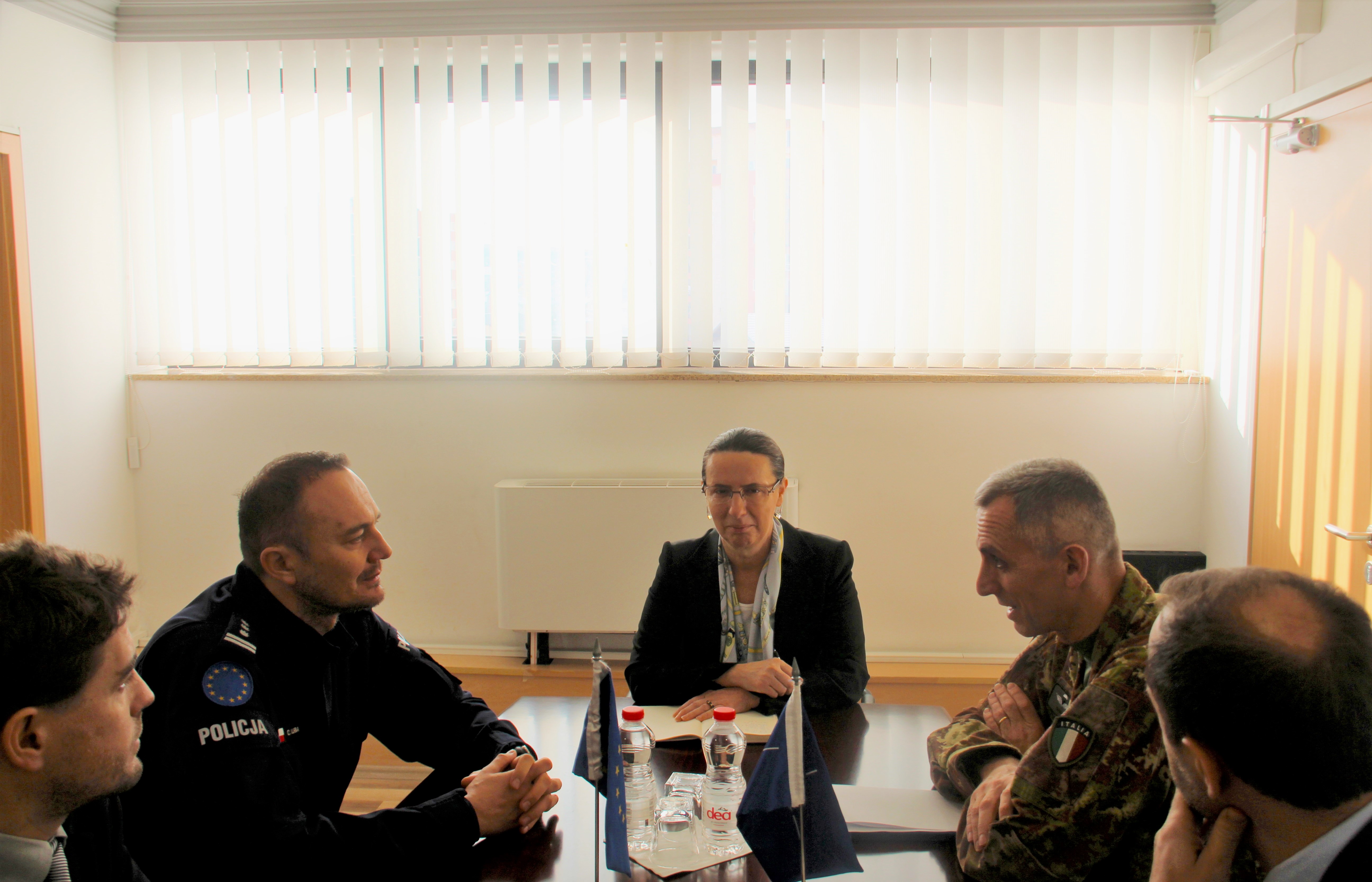 Vršilac dužnosti šefa Misije EULEX Cezary Luba na sastanku sa novim komandantom KFOR-a, general- majorom Michele Risi