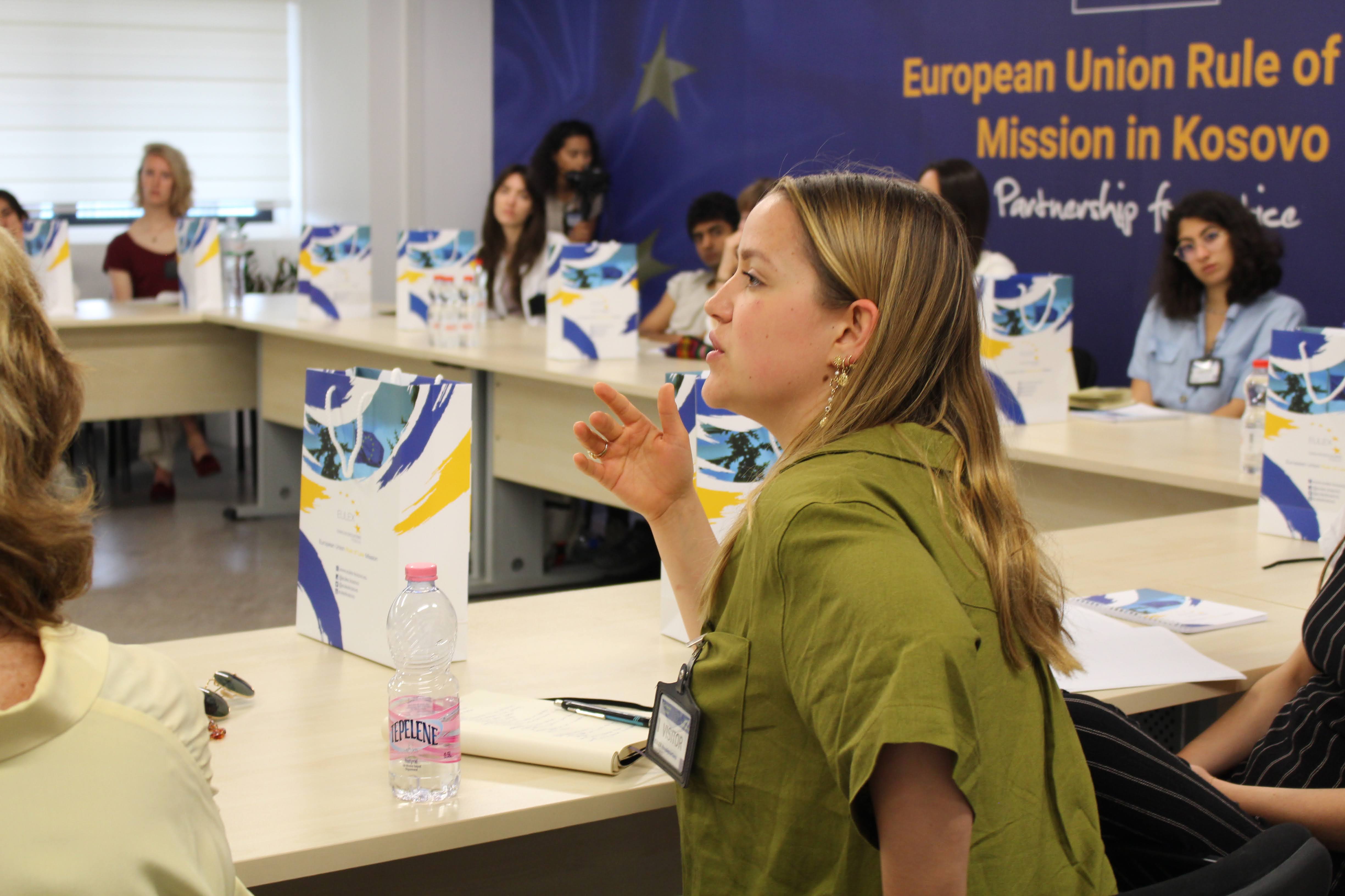 EULEX Hosts a Group of Students from Amsterdam University College