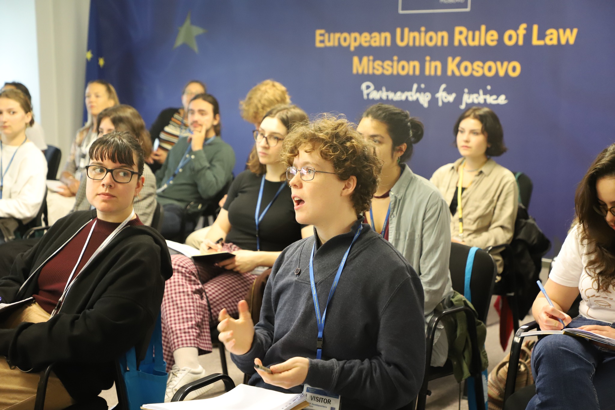 EULEX hosts students from the Amsterdam University College