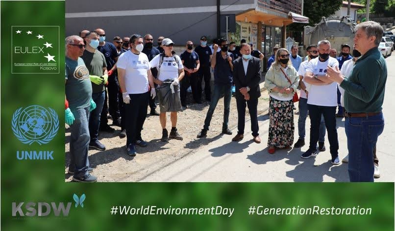 Volunteers from EULEX, UNMIK and “Let's do it Kosova” NGO mark the World Environment Day
