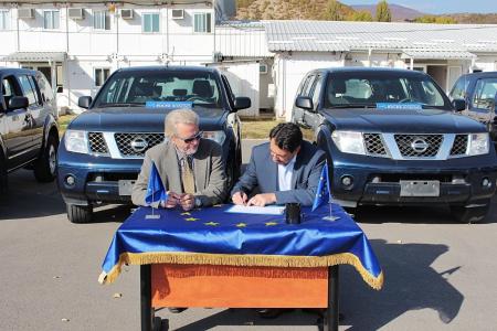 1. EULEX-i dhuron shtatë automjete Gjykatës Themelore në Mitrovicë dhe Qendrës për Ndërmjetësim në Mitrovicë 