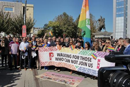 EULEX në mbështetje të të drejtave të LGBTI në paradën e krenarisë në Prishtinë 