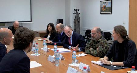 2. Një delegacion i NATO-s u takua me Shefen e Misionit EULEX