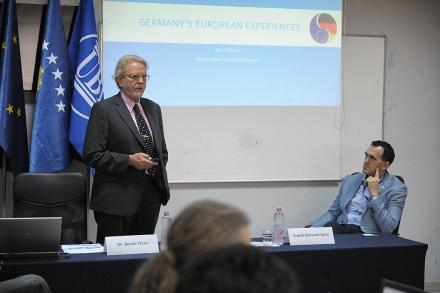 EULEX DHoM gives lecture on Germany’s European experience at UBT