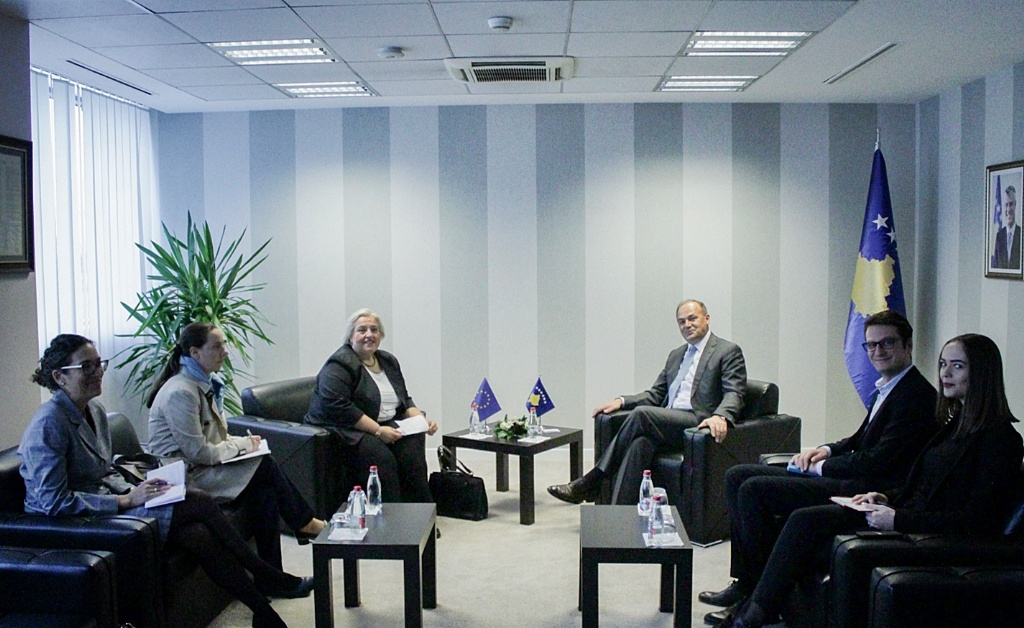 Shefja e Misionit EULEX u takua me Zëvendëskryeministrin