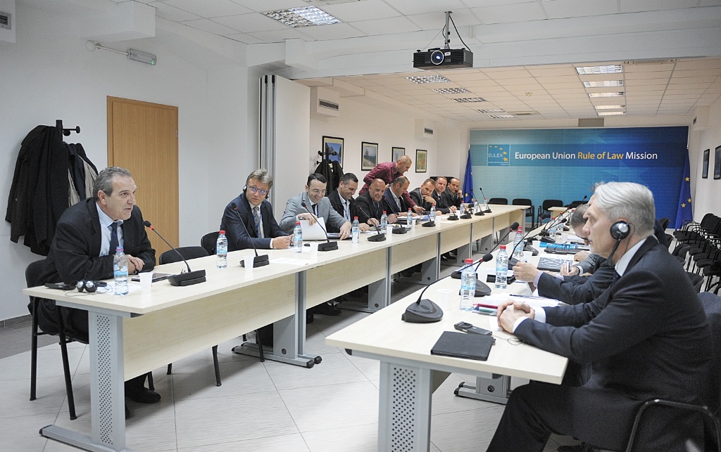 EULEX-i mban seminar për luftimin e trafikimit të armëve të zjarrit