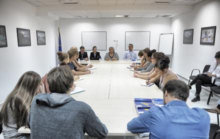 03. EULEX welcomes students from Miami University to the Mission Headquarters