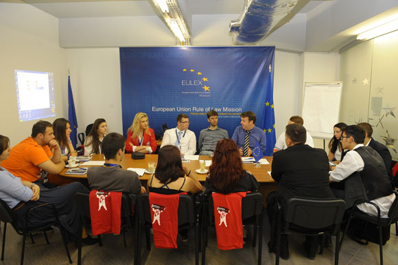 EULEX opens its doors to students