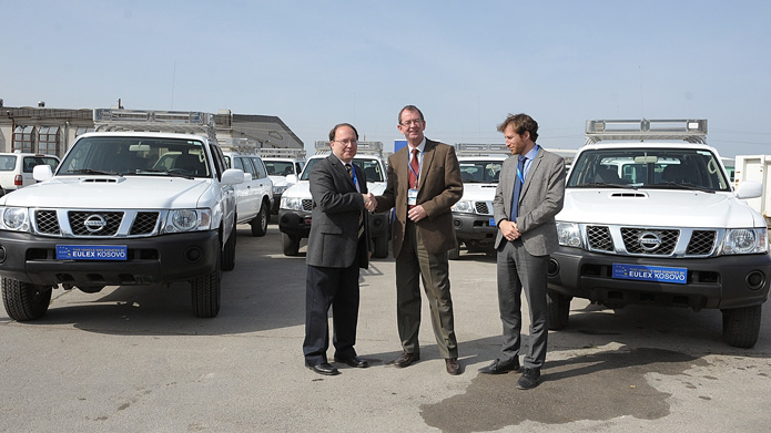EULEX donates vehicles to the OSCE Special Monitoring Mission to Ukraine