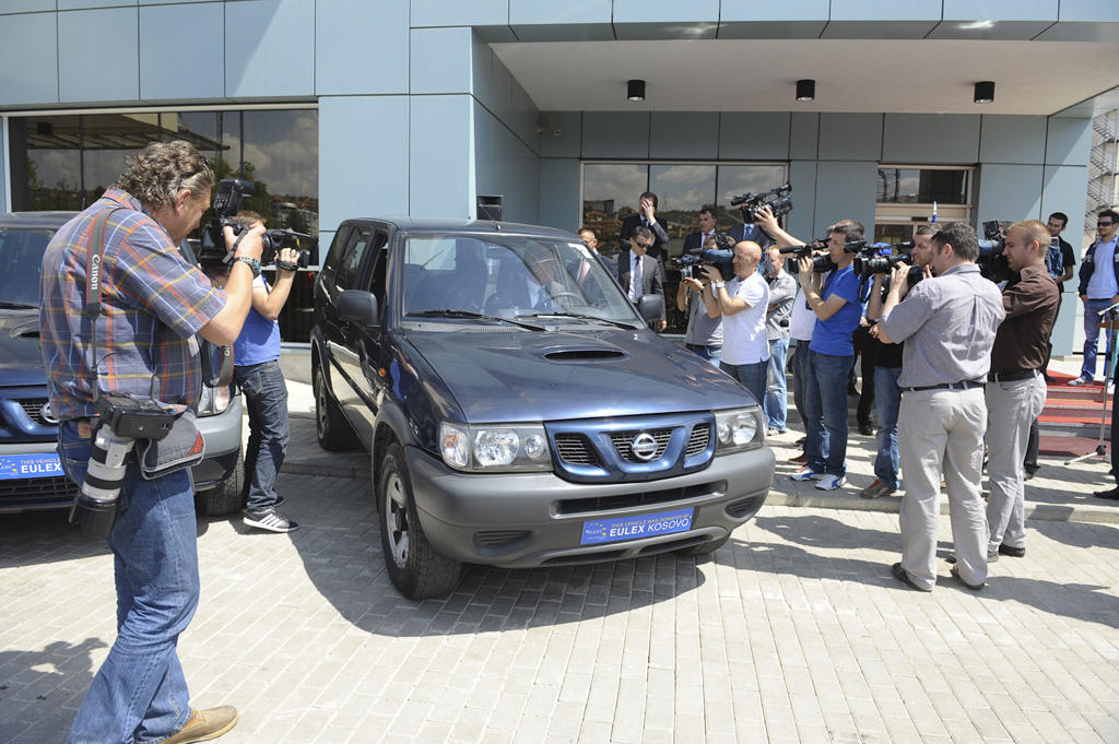 EULEX donates vehicles to the Ministry of Internal Affairs<br />   