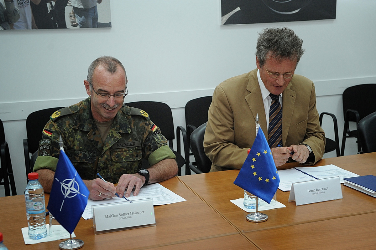 EULEX and KFOR signed Joint Operational Procedure