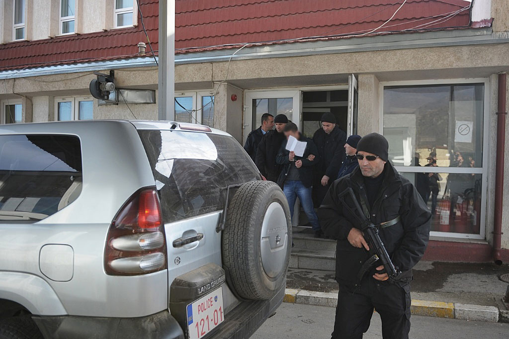 Armed robbery suspect extradited to Kosovo